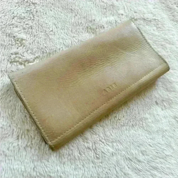Able Leather Wallet in “Fog” - Picture 2 of 8
